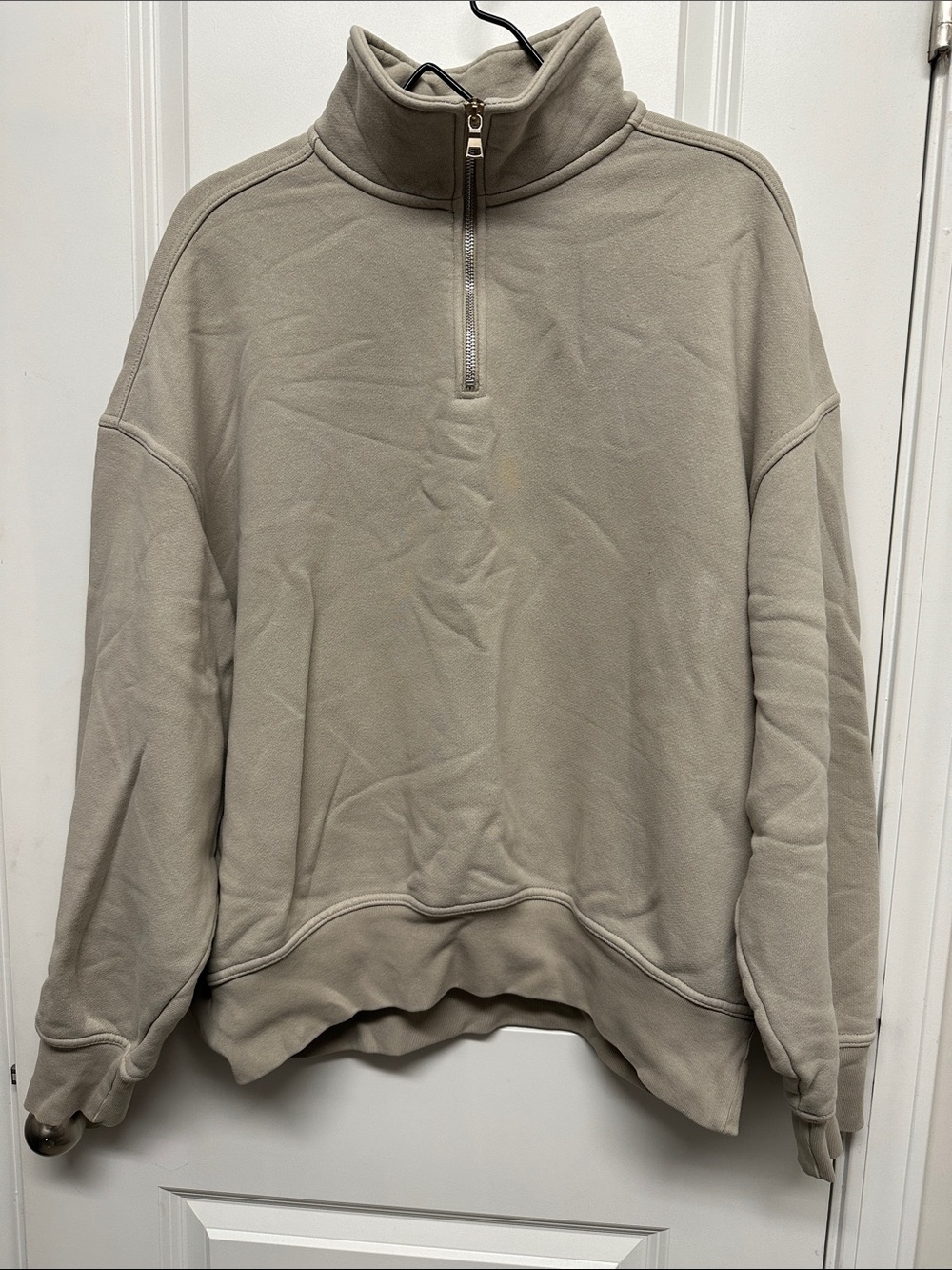 H&M Men's Half-Zip Pullover Sweater in Light Taupe